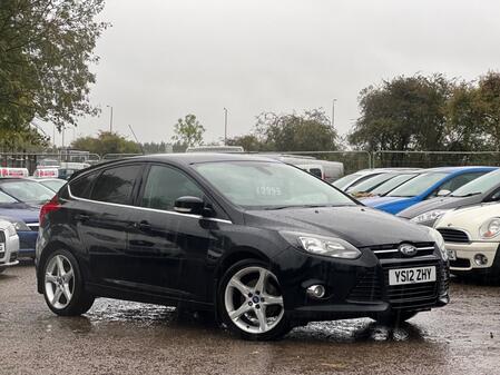 FORD FOCUS 1.6 T EcoBoost Titanium