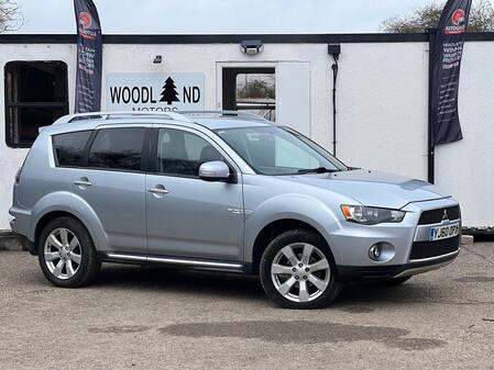 MITSUBISHI OUTLANDER 2.2 DI-D Juro 