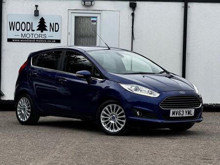 FORD FIESTA 1.0 T EcoBoost Titanium