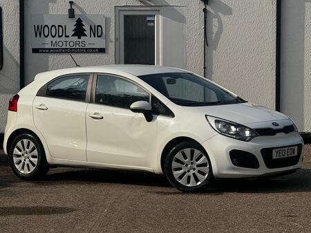 KIA RIO 1.3 2